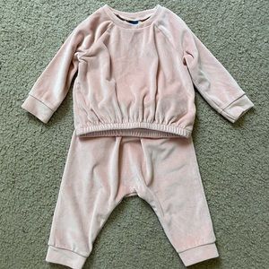 Baby girl’s velour sweatsuit